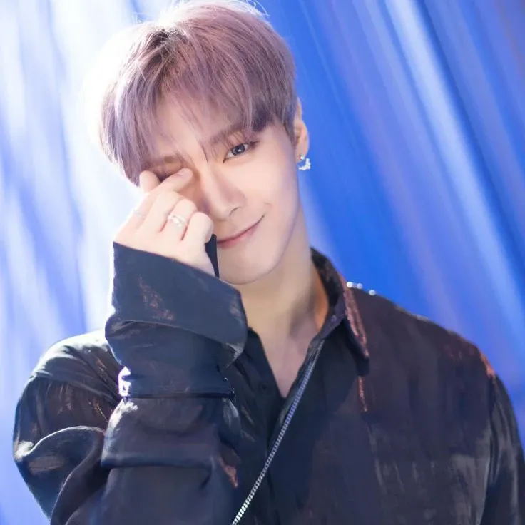 Behind-the-scenes cut of Moonbin (ASTRO)