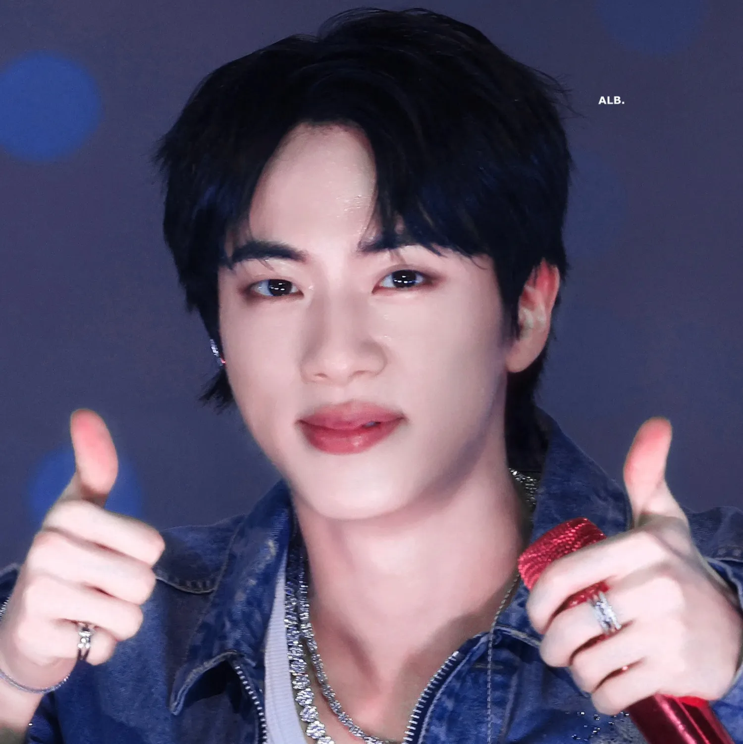 Foto terbaru Jin (BTS)