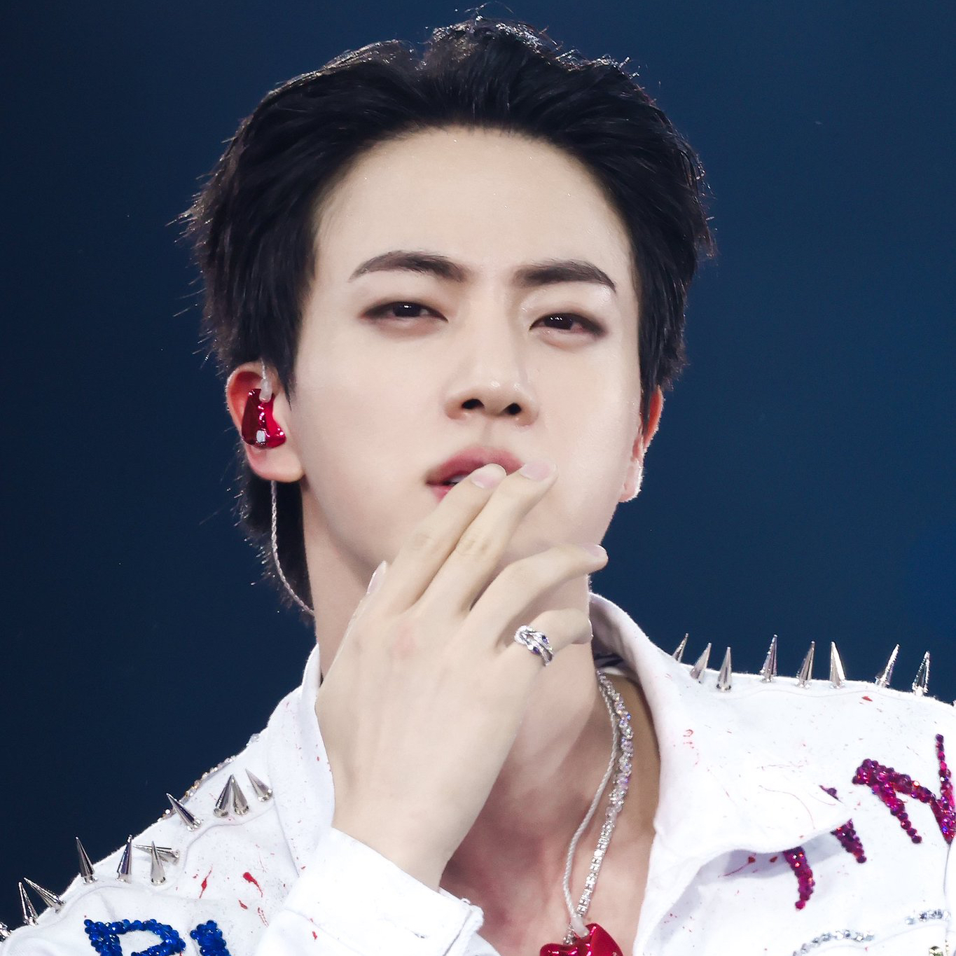 진 (방탄소년단)의 최신 사진