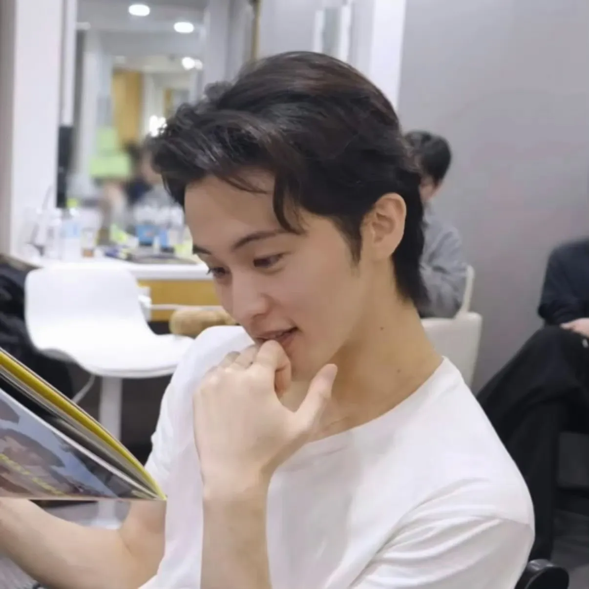 A moment captured by Mark (NCT 127, NCT DREAM)'s fan