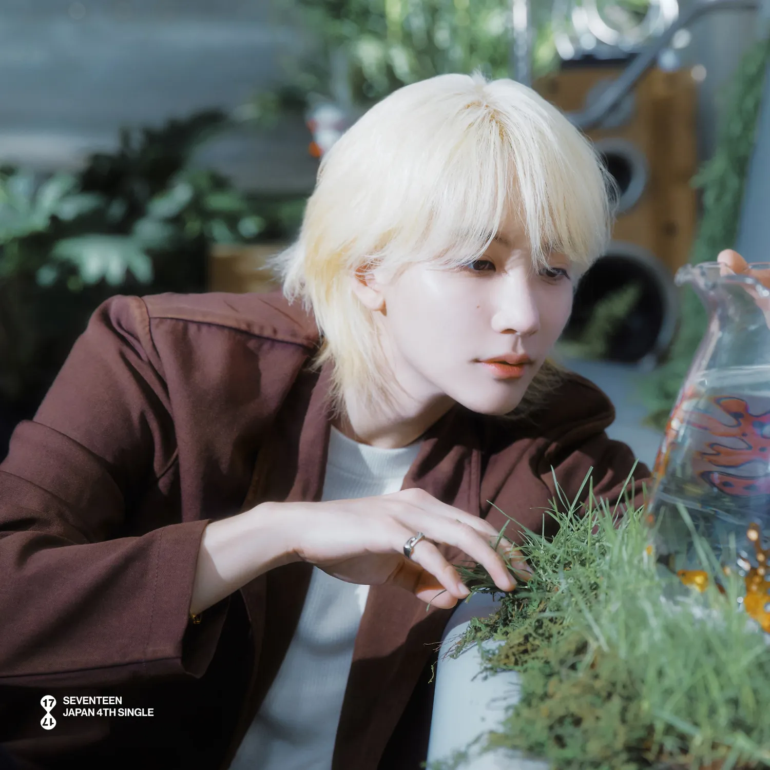 Behind-the-scenes cut of Jeonghan (SEVENTEEN)