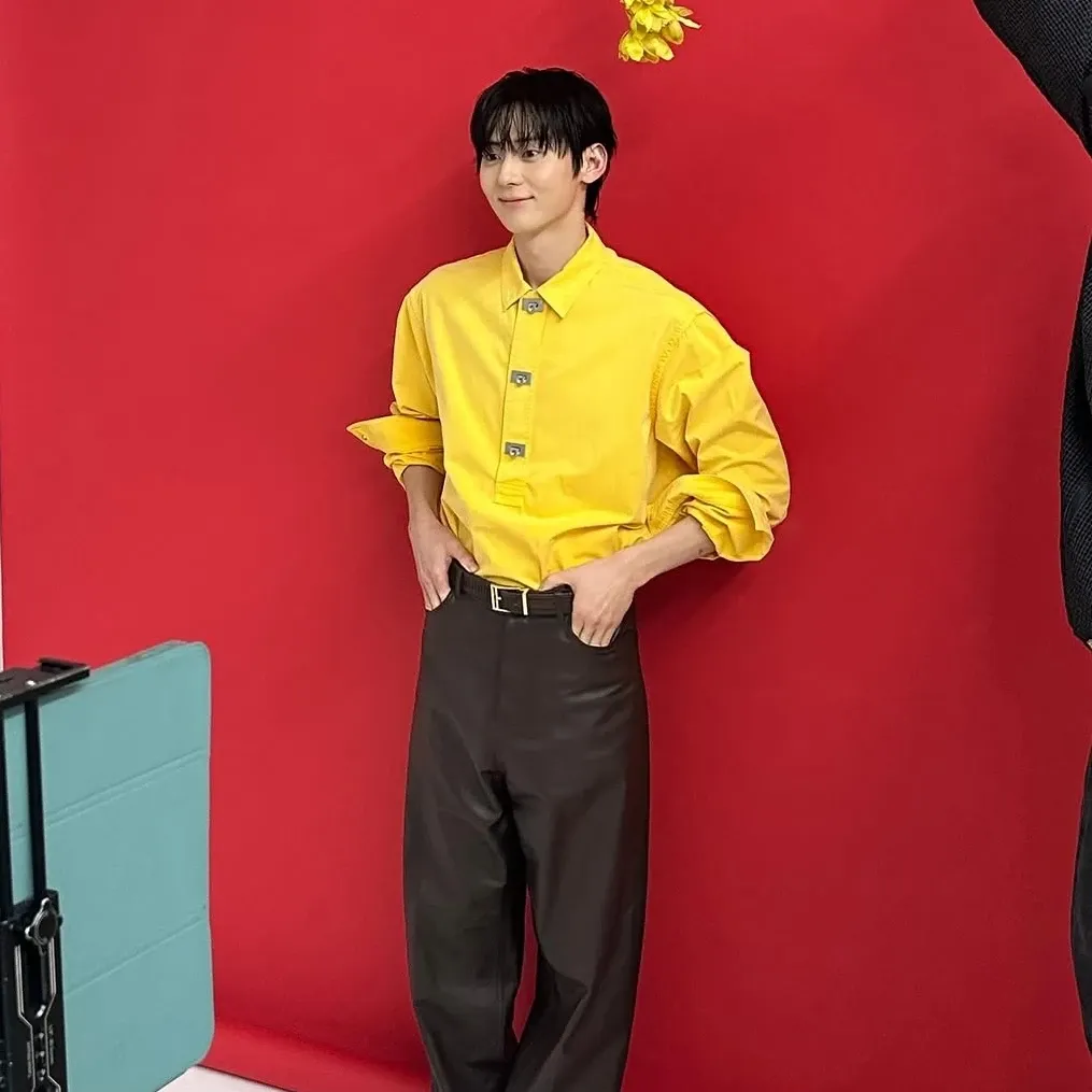 Behind-the-scenes cut of Hwang Minhyun