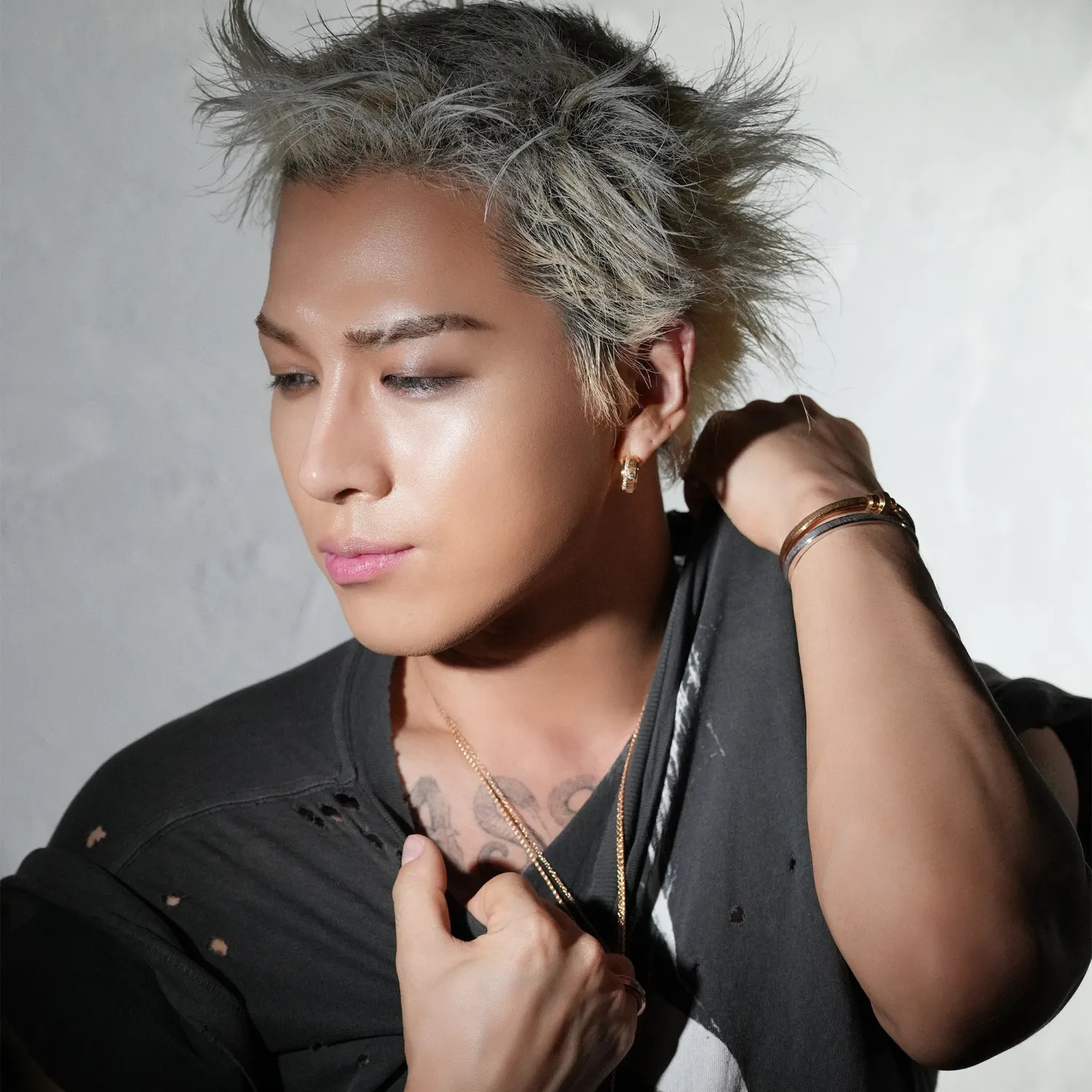 Latest photo of Taeyang (BIGBANG)