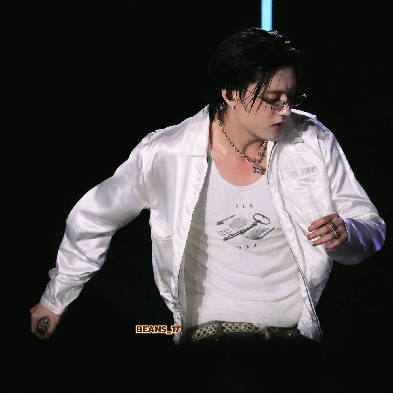 Behind-the-scenes cut of Haruto (TREASURE)