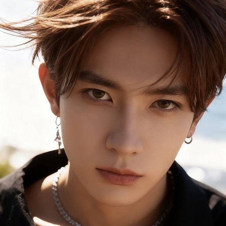 Recent activity shot of Heeseung