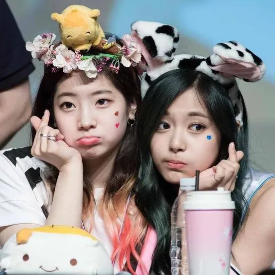 Potret di balik layar Tzuyu (TWICE)