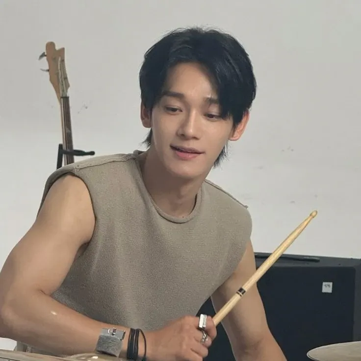 Recent activity shot of Chen (EXO)