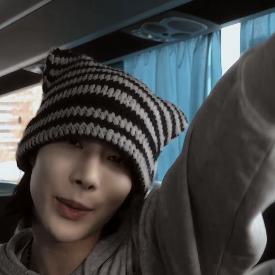 Behind-the-scenes cut of Rui (XLOV)