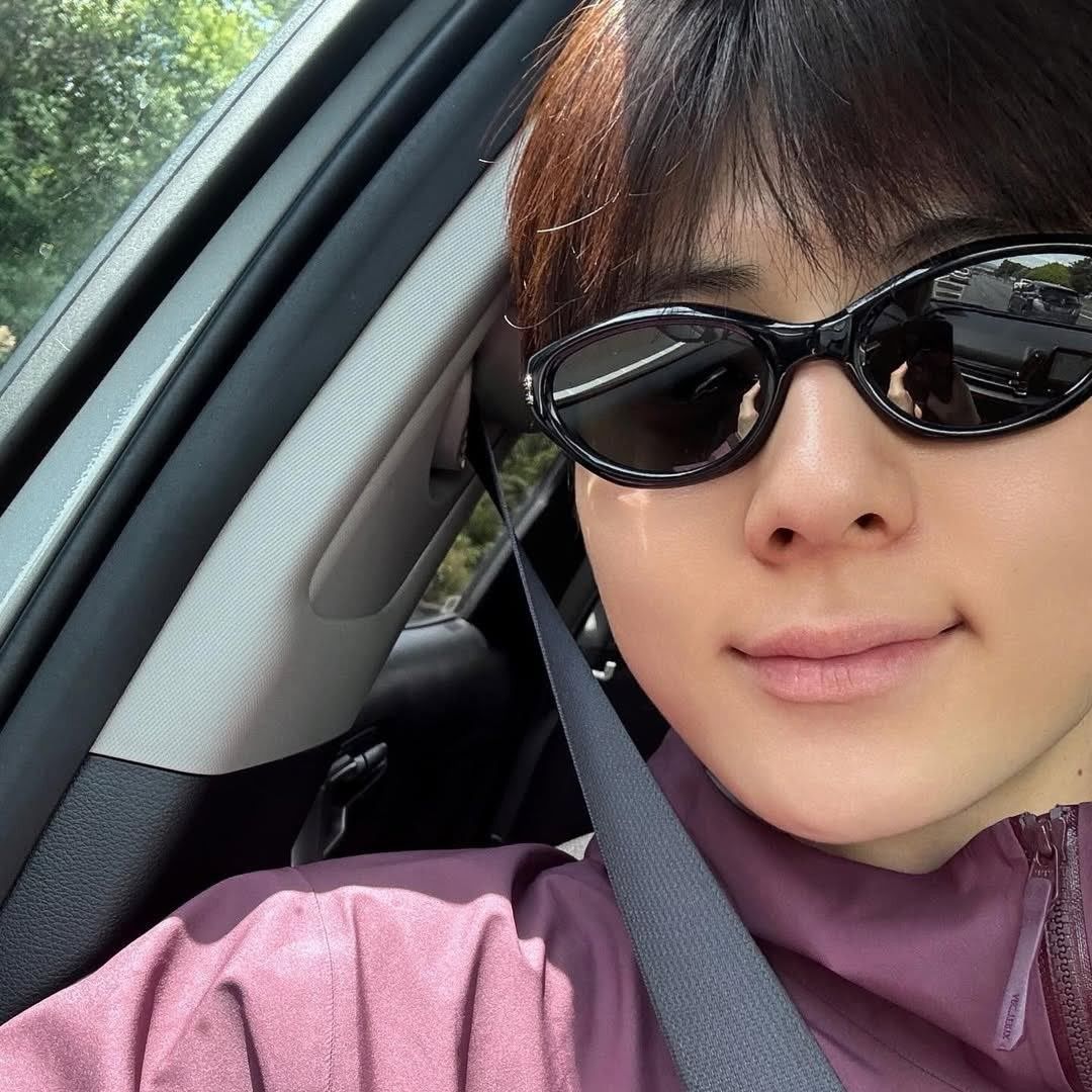 Recent activity shot of Hwang Minhyun