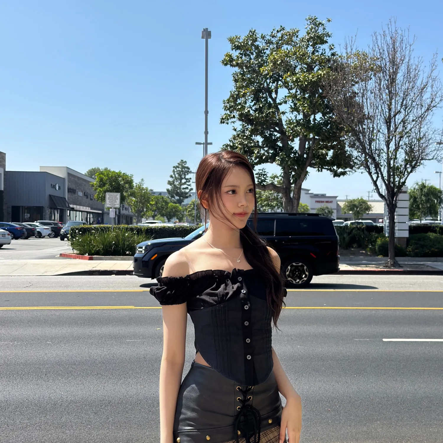 Foto aktivitas terbaru Carmen (Hearts2Hearts)