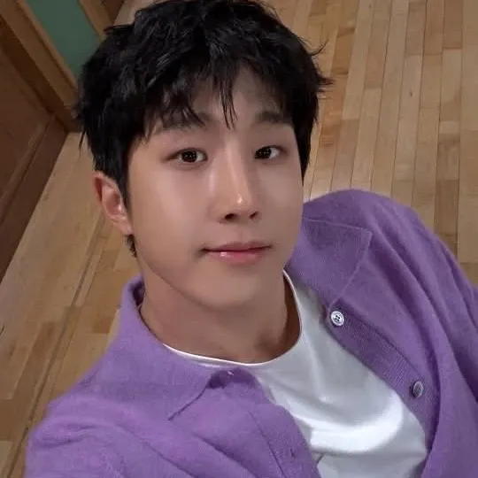 아스트로 최근 활동샷