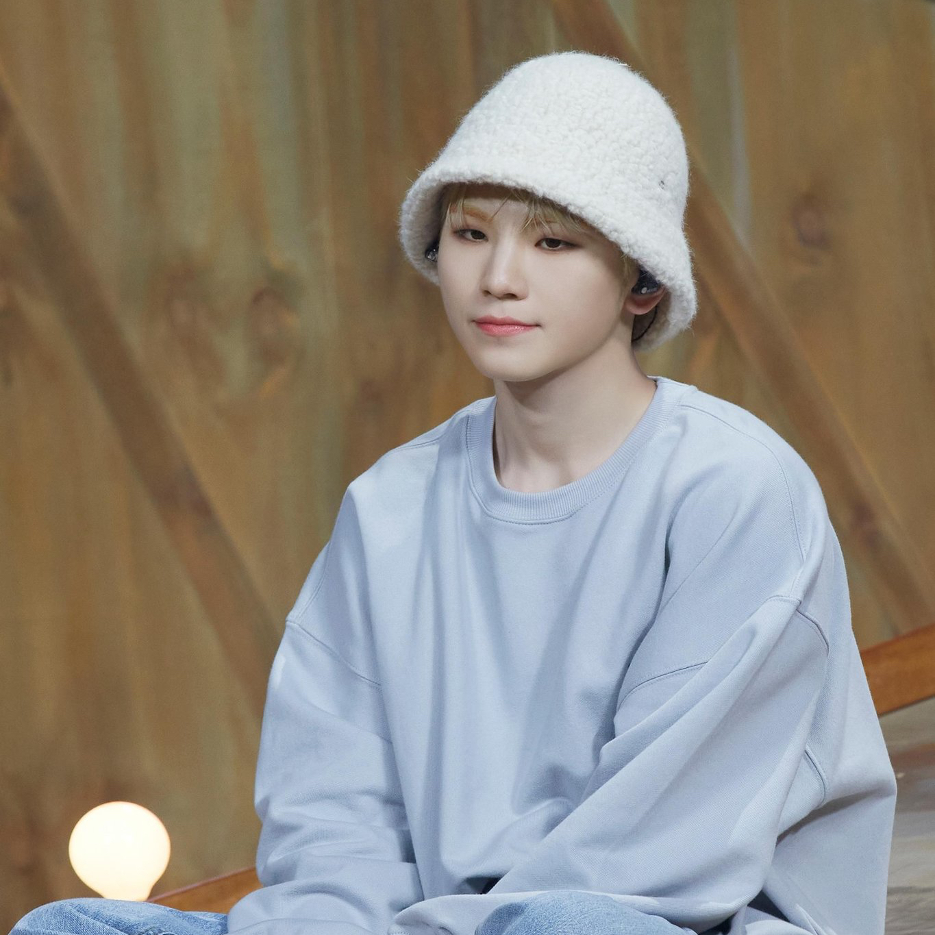 Behind-the-scenes cut of Woozi (SEVENTEEN)