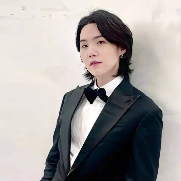 SUGA (BTS)の最新写真