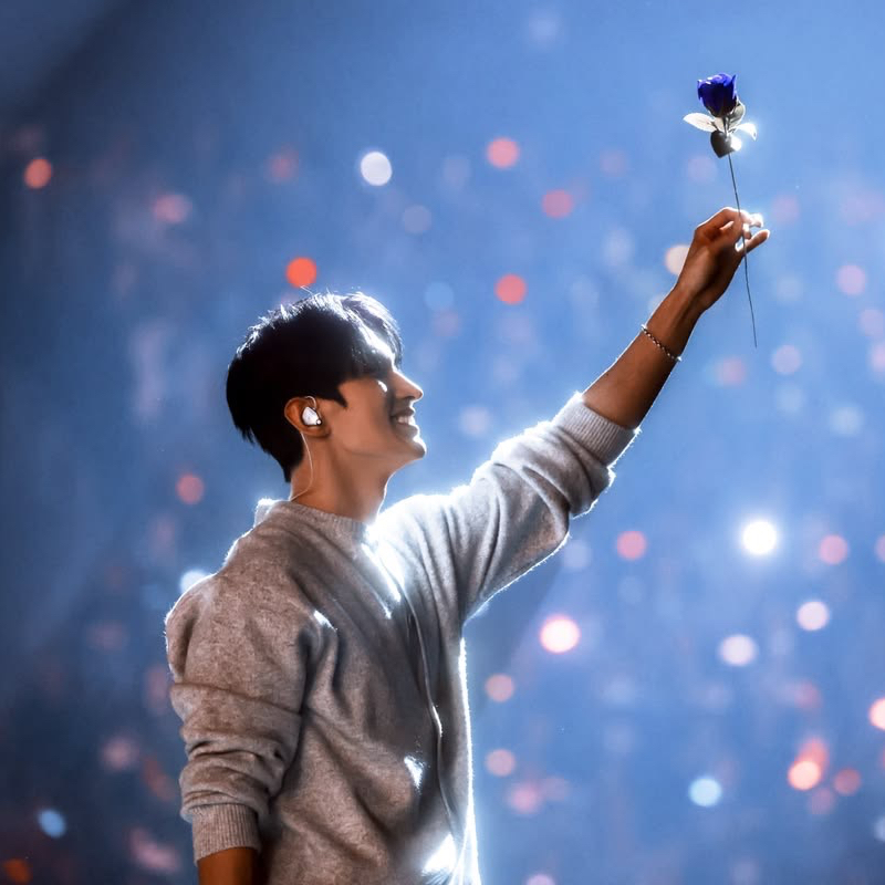 A moment captured by DK (SEVENTEEN)'s fan