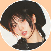 Momo (TWICE)的幕後花絮