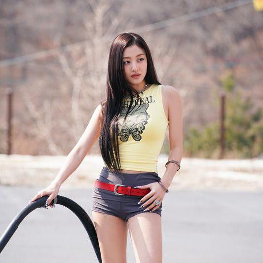 志效 (TWICE)的幕後花絮