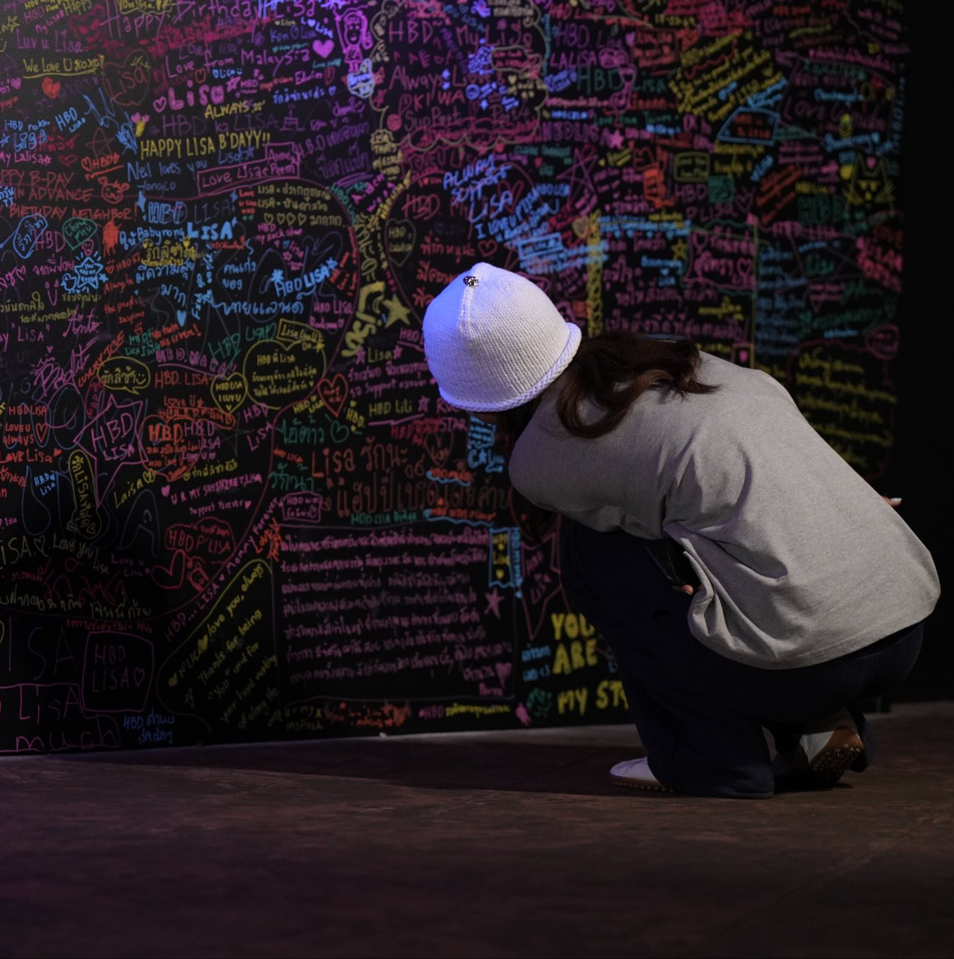 Foto aktivitas terbaru Lisa (BLACKPINK)