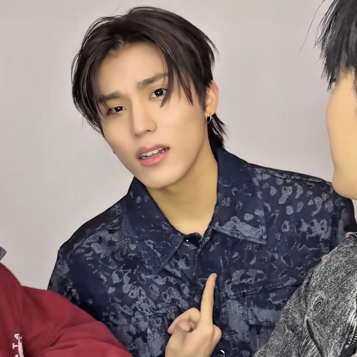 박정우 (TREASURE) 최근 활동샷