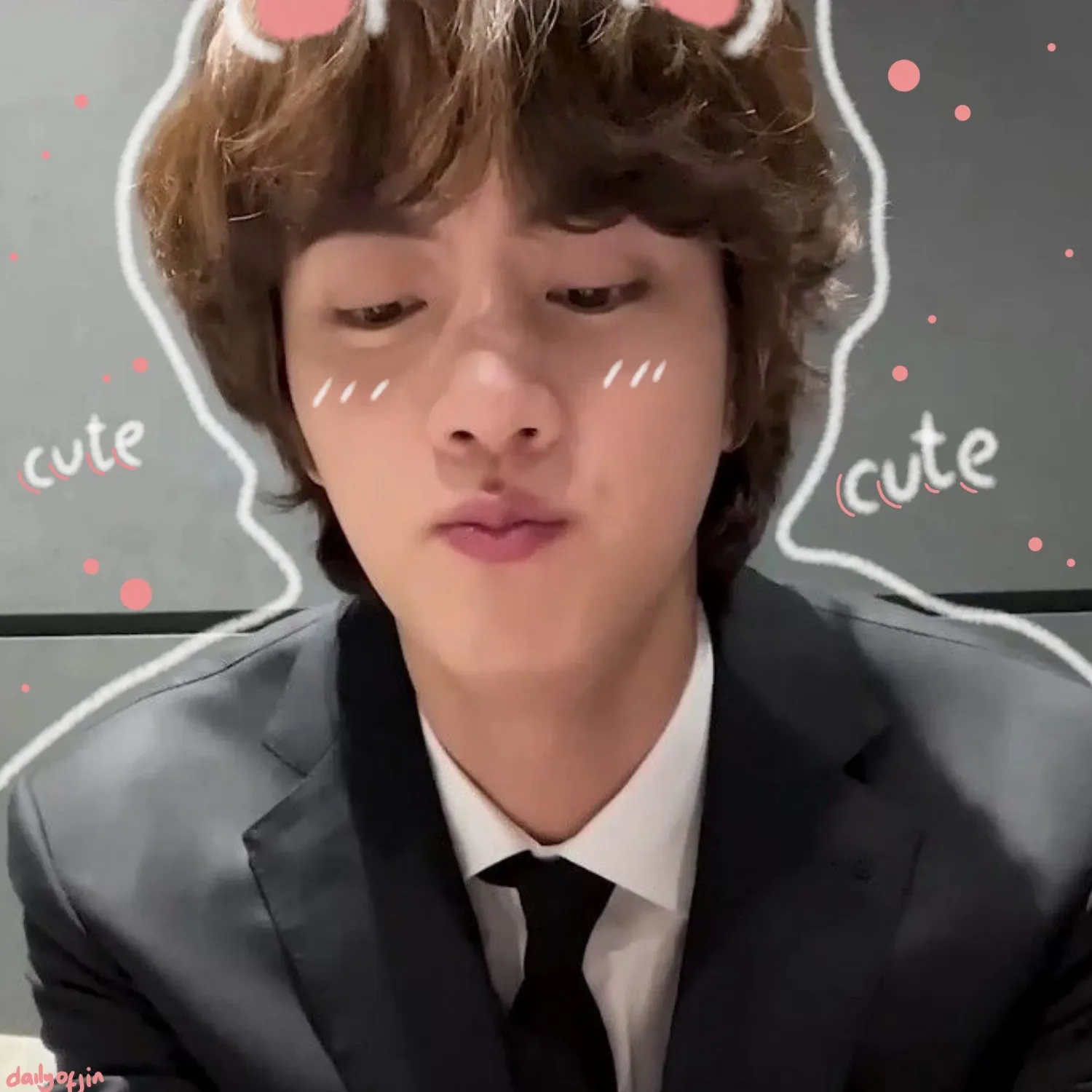 진 (방탄소년단)의 최신 사진