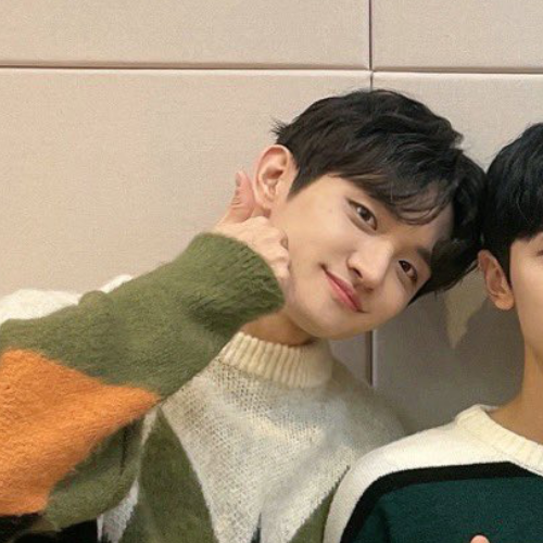 Popular profile image of LUCY selected by votes