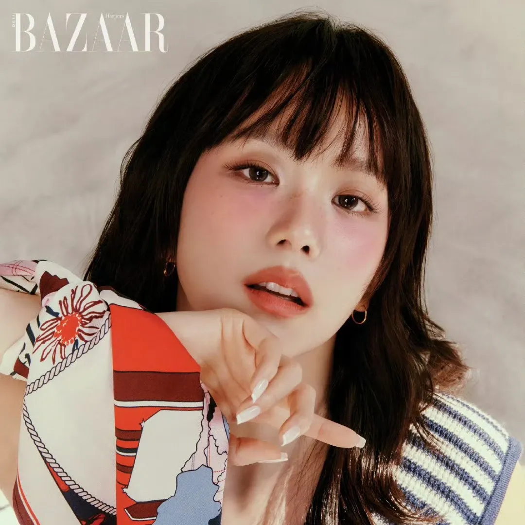 Foto aktivitas terbaru Jisoo (BLACKPINK)