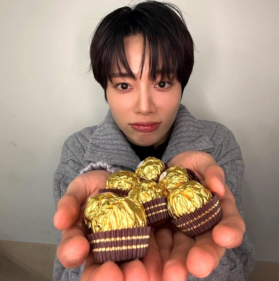 Behind-the-scenes cut of Hanbin (TEMPEST)