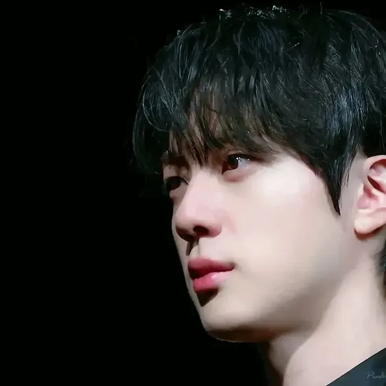 Foto terbaru Jin (BTS)