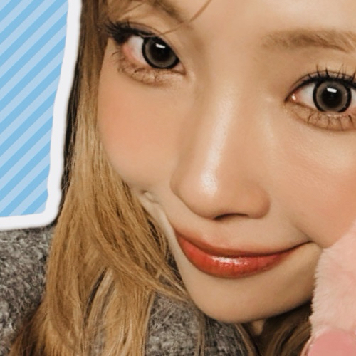 A moment captured by Mayuka (NiziU)'s fan