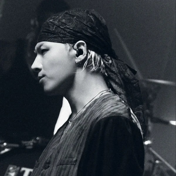 Shining profile picture of Taeyang (BIGBANG) on today's Choeaedol