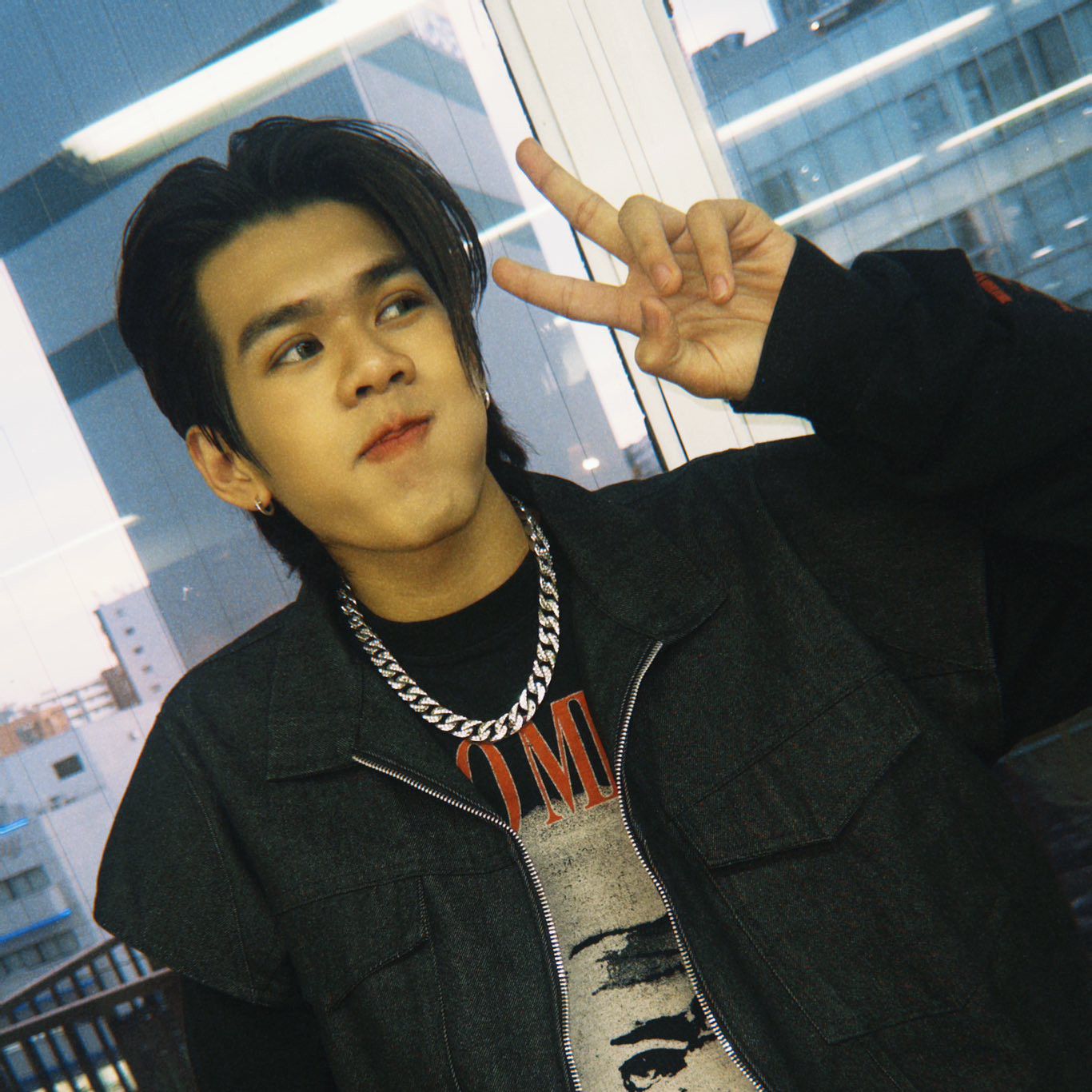 Behind-the-scenes cut of Tui (LYKN)