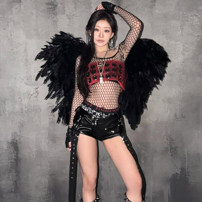 Latest photo of Julie (KISS OF LIFE)