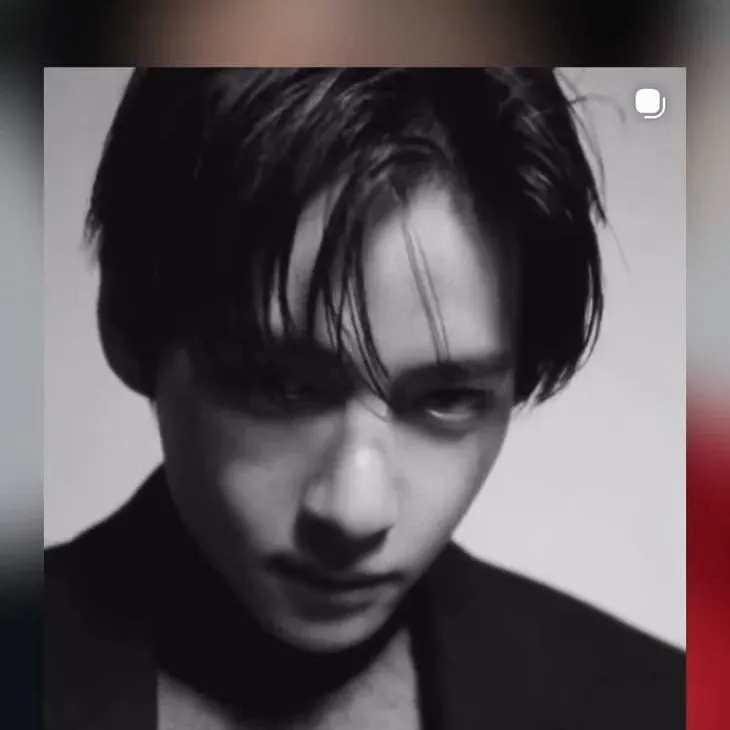 Foto aktivitas terbaru V (BTS)