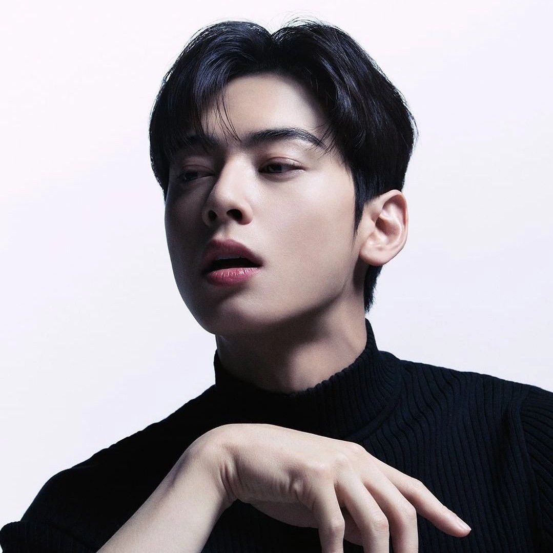 Recent activity shot of Eunwoo (ASTRO)