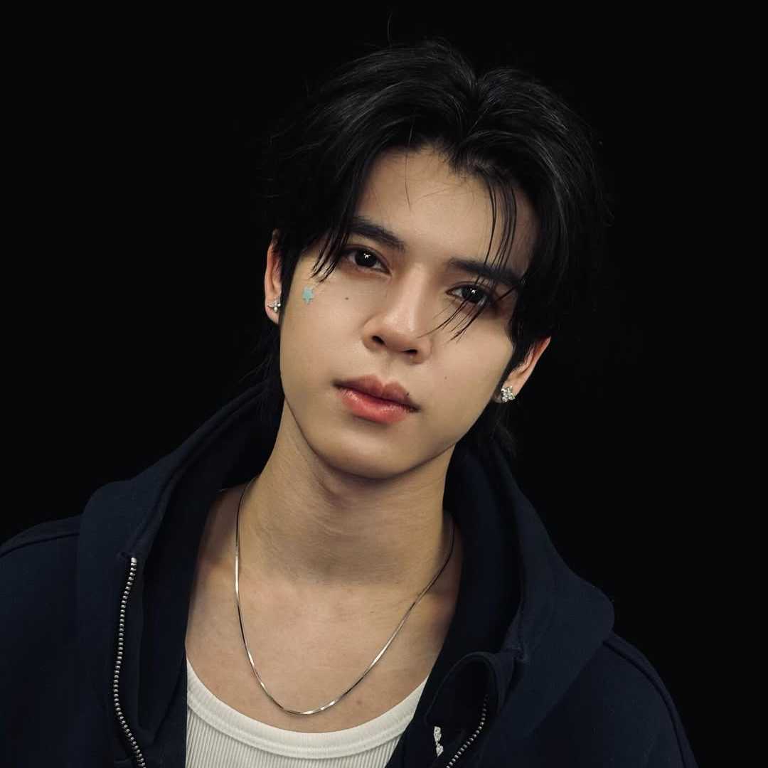 Behind-the-scenes cut of DORN (NexT1DE)