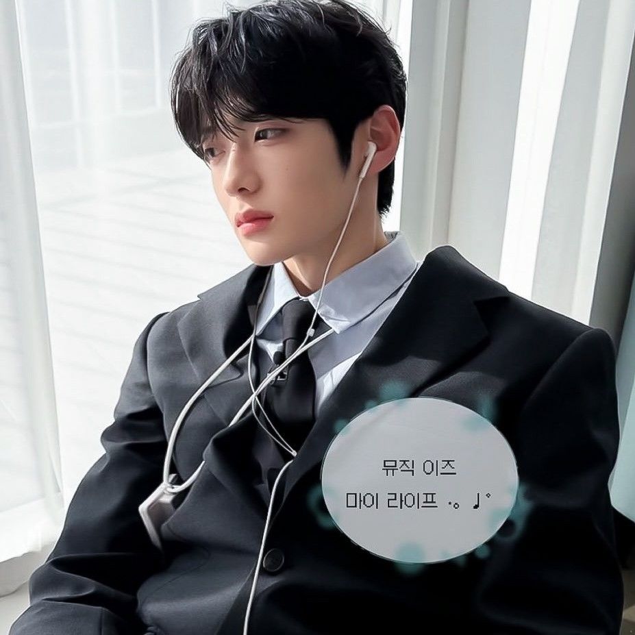 A moment captured by Chung Sanghyeon (ALPHA DRIVE ONE)'s fan