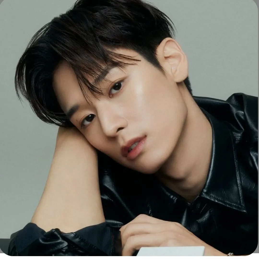 Latest photo of Juyeon (THE BOYZ)