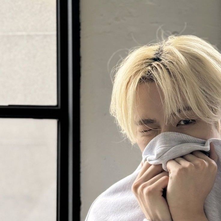 윤재혁 (TREASURE) 최근 활동샷