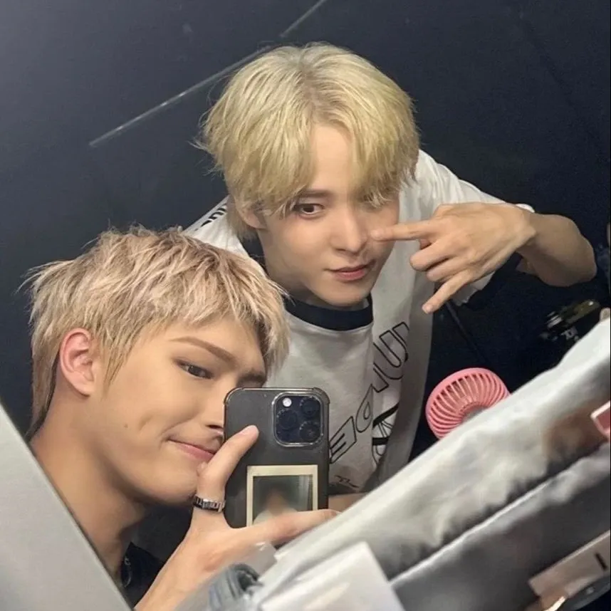 에이티즈의 최신 사진