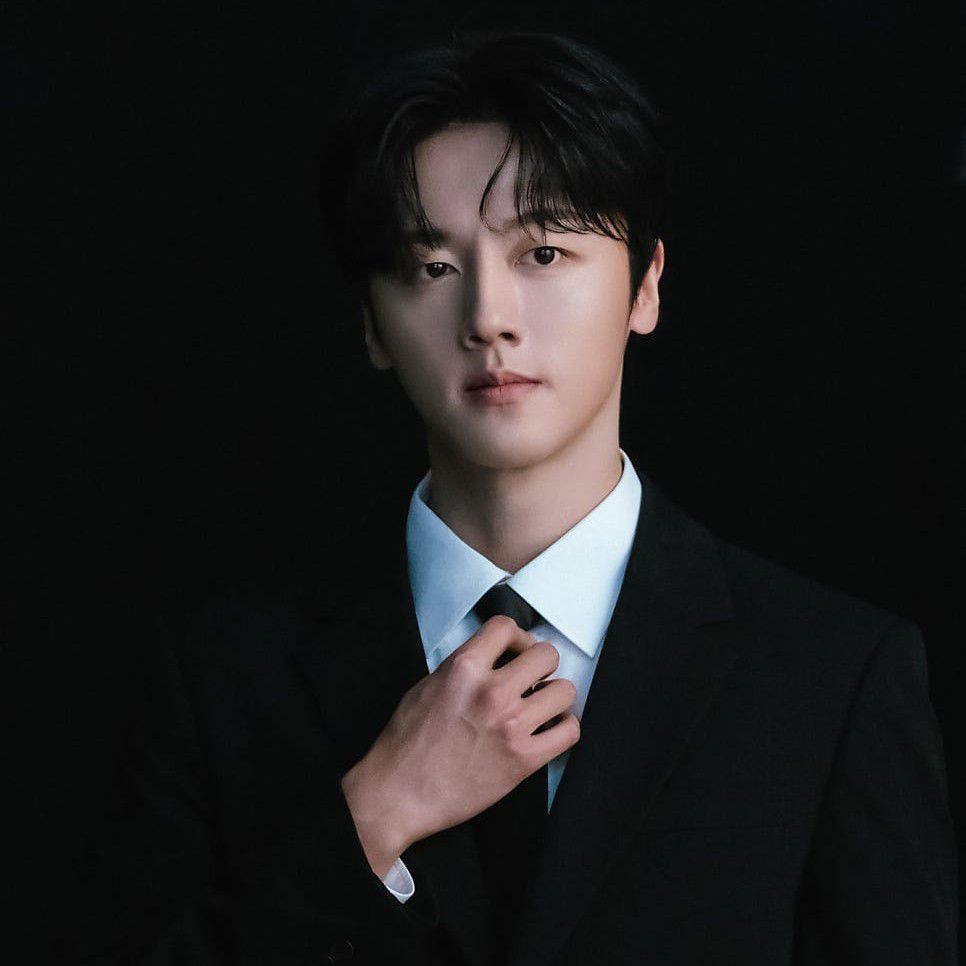 Behind-the-scenes cut of Youngbin (SF9)