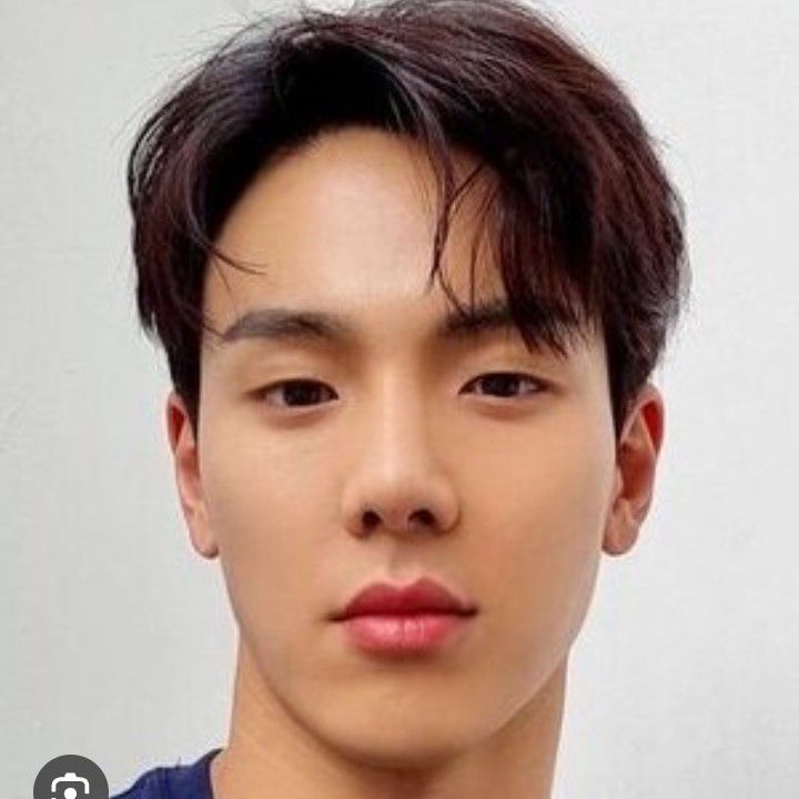 Latest photo of Shownu (MONSTA X)