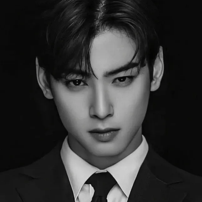 Recent activity shot of Eunwoo (ASTRO)