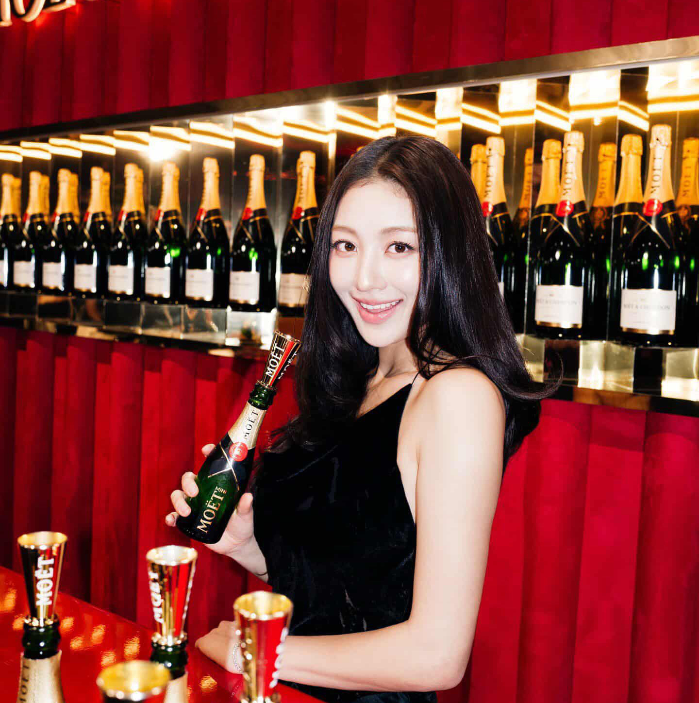 A moment captured by Jihyo (TWICE)'s fan