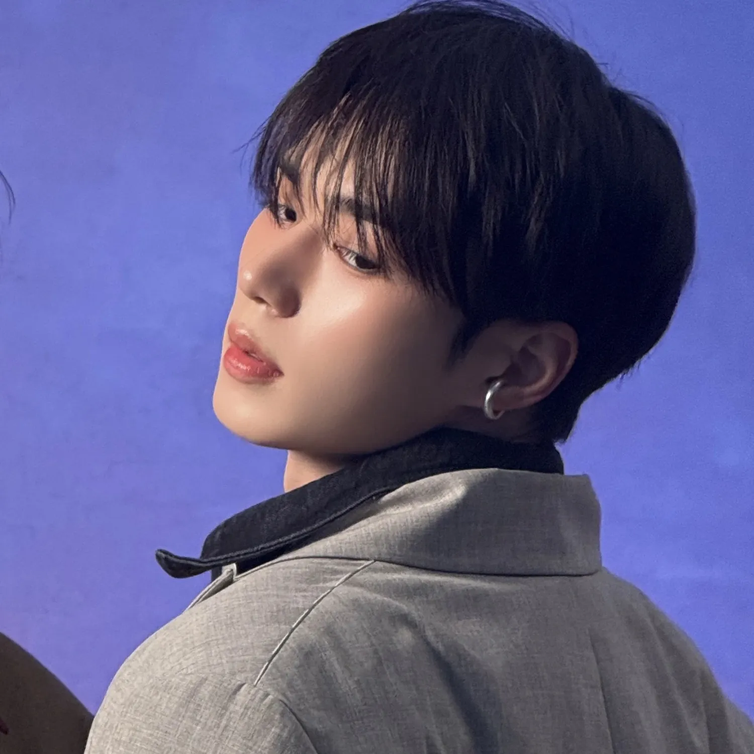 Behind-the-scenes cut of Kim Junseo (ALPHA DRIVE ONE)