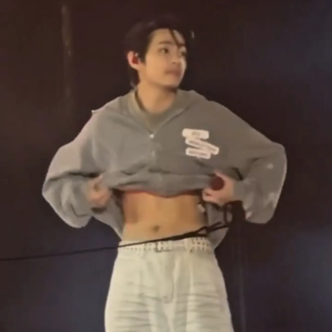 V (BTS)の最新写真