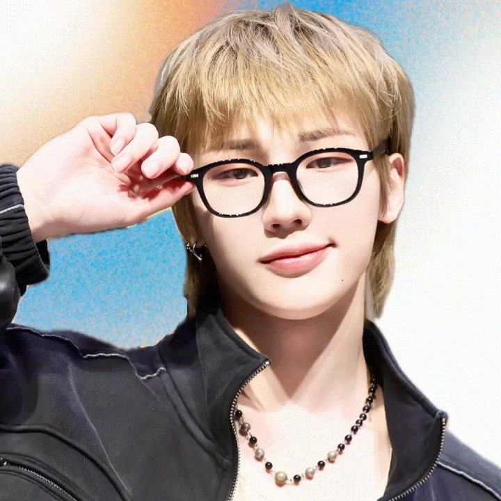 A moment captured by Junhyeok (TNX)'s fan