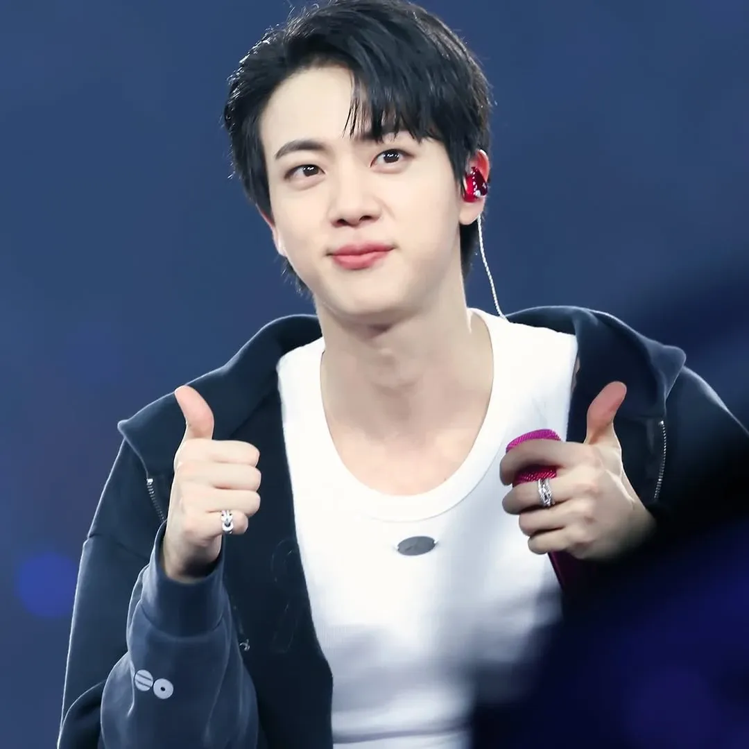 Potret di balik layar Jin (BTS)