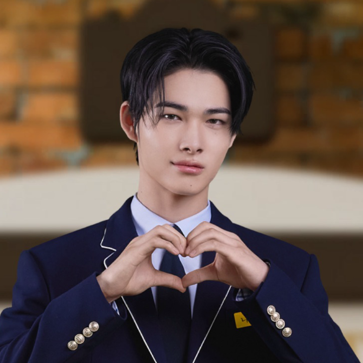 Foto terbaru NI-KI (ENHYPEN)