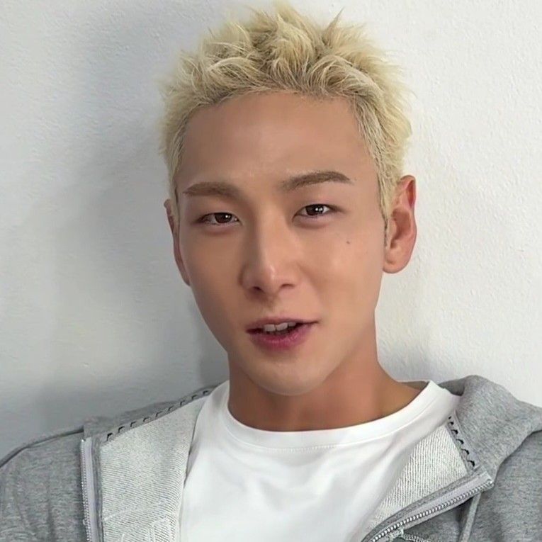 백호의 비하인드 컷