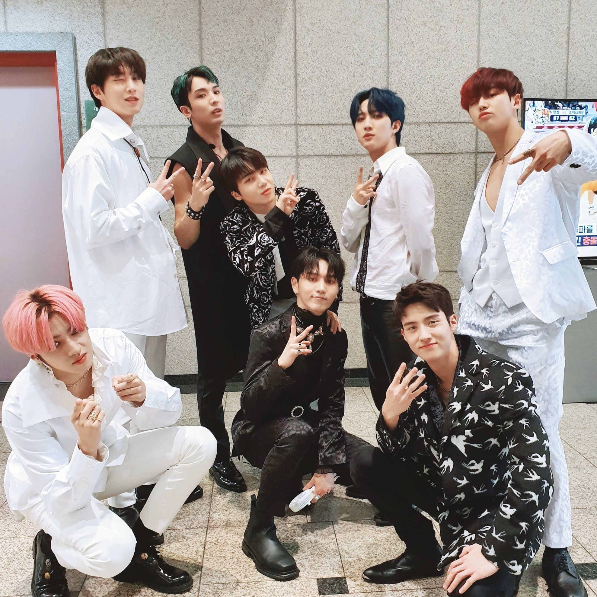 A moment captured by PENTAGON's fan