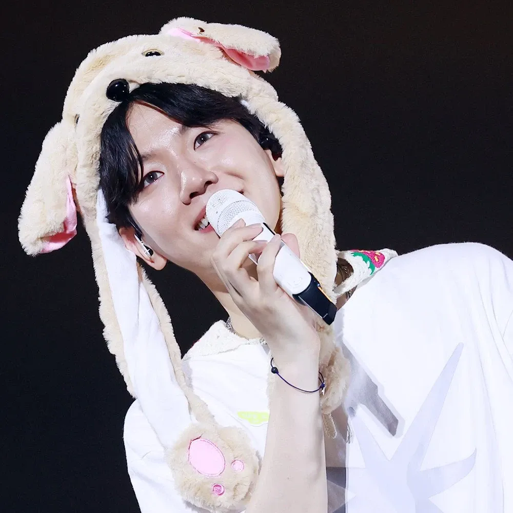 백현 (EXO) 최근 활동샷